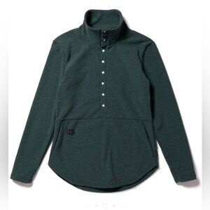 Deso Genevieve snap pullover